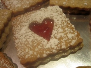 Pecan Linzer Cookie with Strawberry Filling
