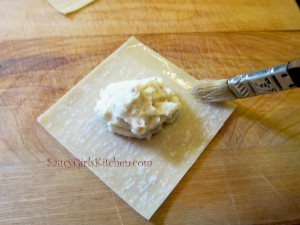 Filling the Potato Bacon Wonton