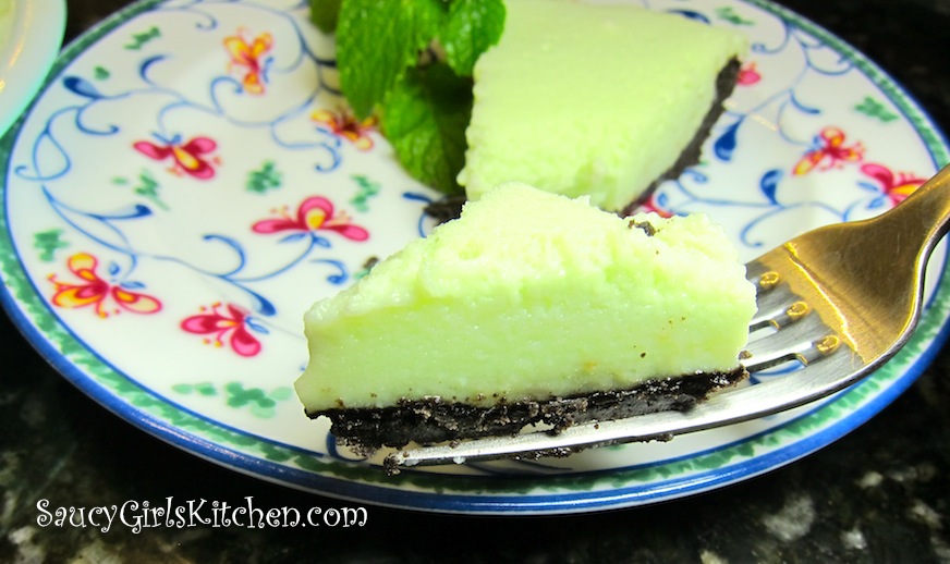 Mint Pie with Oreo Mint Cookie Crust (no bake pie) Great food it's